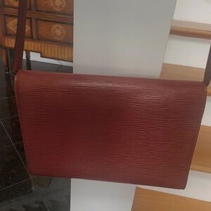 Louis Vuitton Epi Arsche